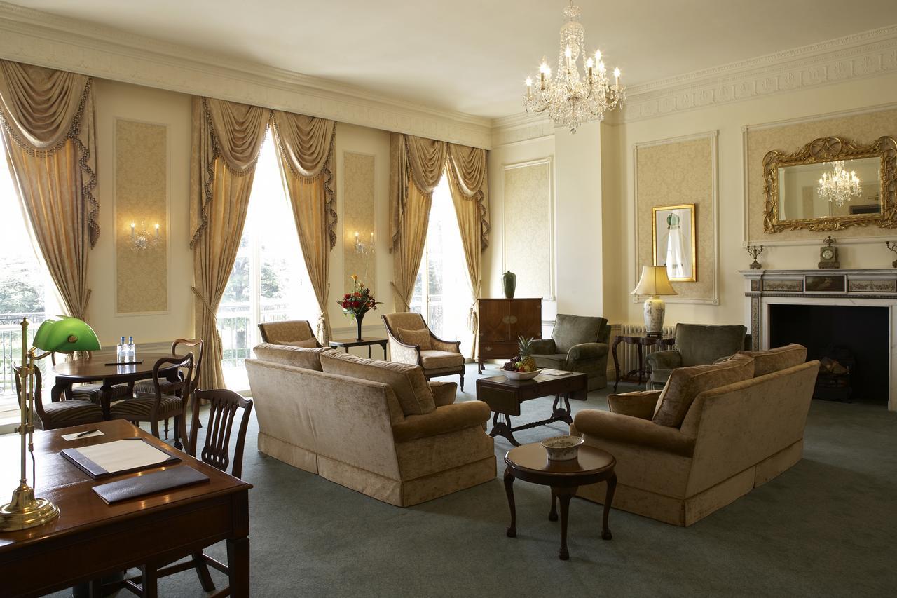 Luton Hoo Hotel, Golf And Spa Exteriér fotografie The drawing room