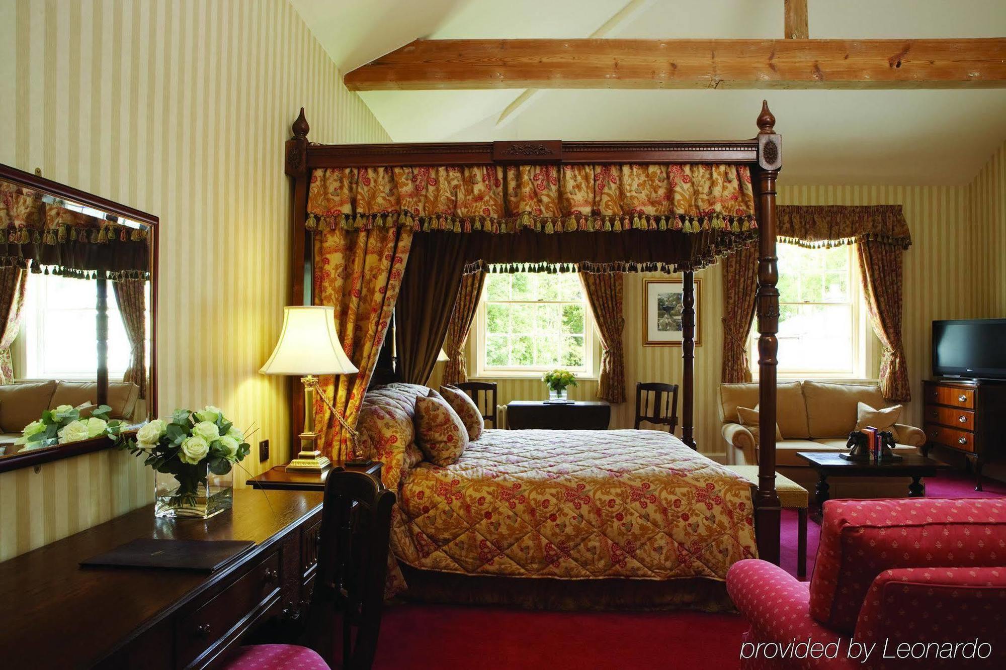 Luton Hoo Hotel, Golf And Spa Pokoj fotografie A bedroom at the hotel